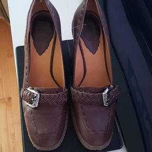 Hilary Ridley..brand new shoes